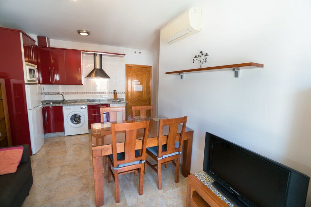 Фото Apartamentos Turísticos Manuel Martín