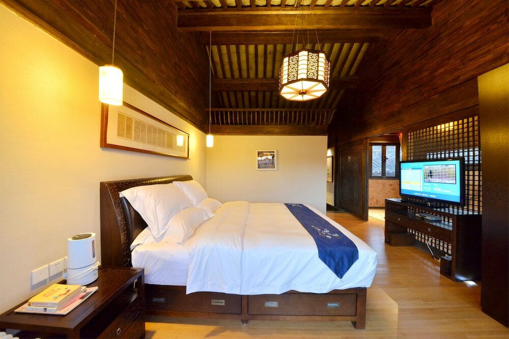 Фото Lijiang Shuhe Youyiju Private Club