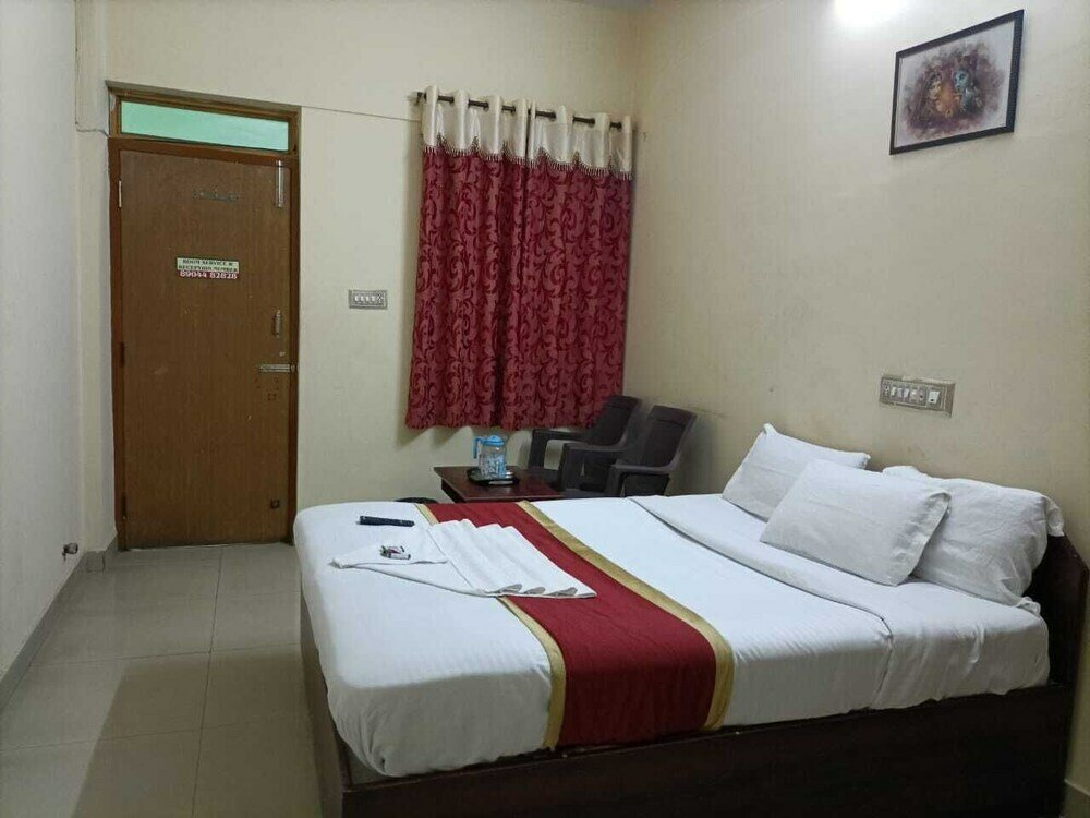 Фото Ashish Residency