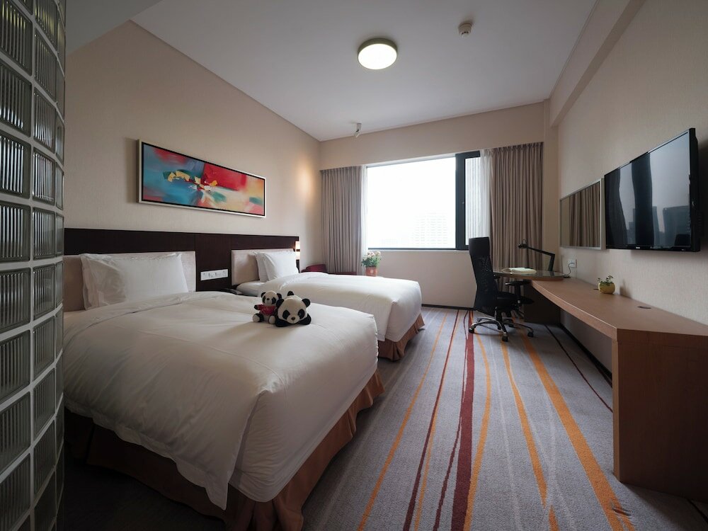 Фото  Holiday Inn Express Chengdu Gulou