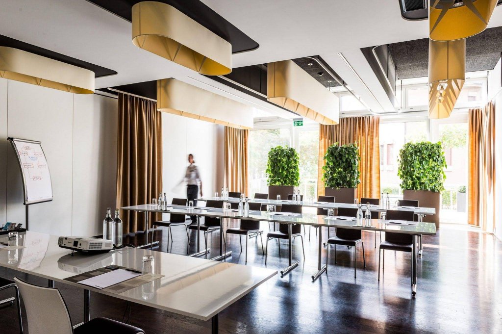 Фото Aparthotel - Welcoming i Urban Feel i Design