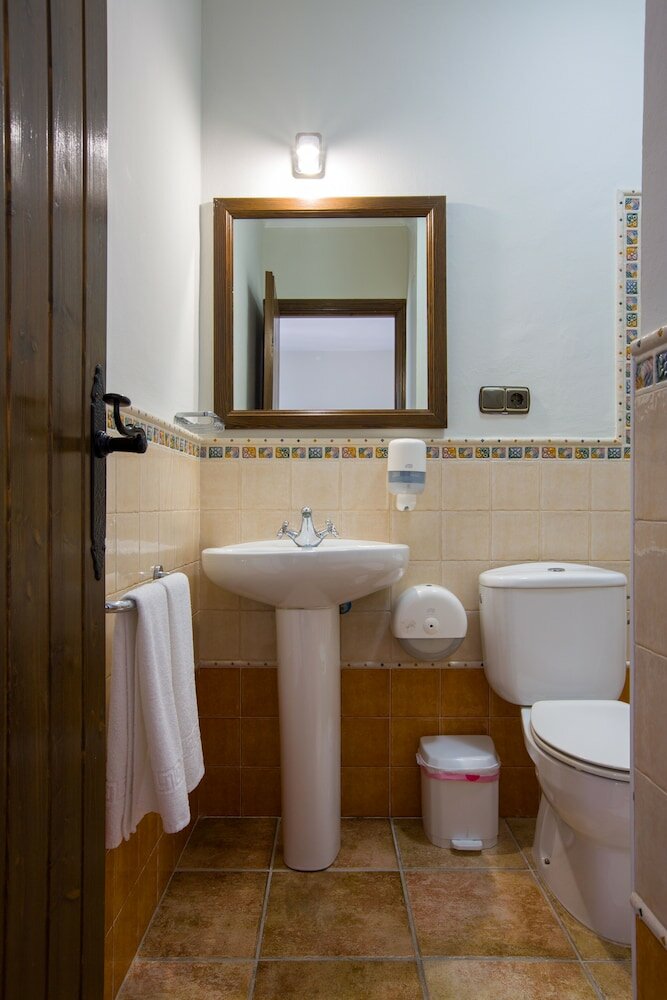 Фото Hostal Don Joaquin Alora