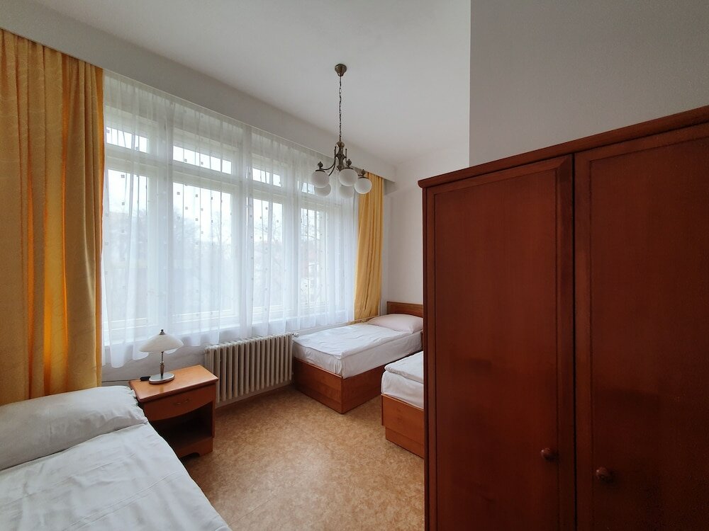 Фото Pension Jana - Domov Mládeže