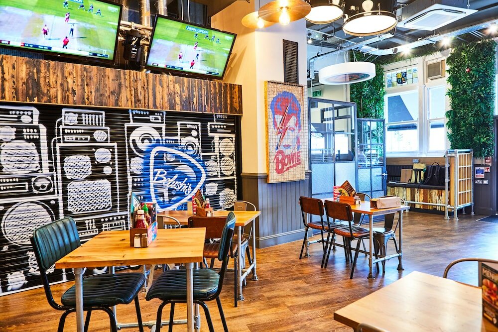 Фото St Christopher's Inn Hammersmith