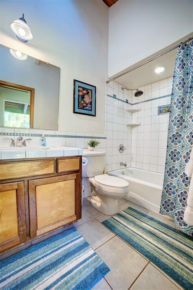 Фото Hale Ki'i Maka Manu 4 Bedroom Home by Redawning