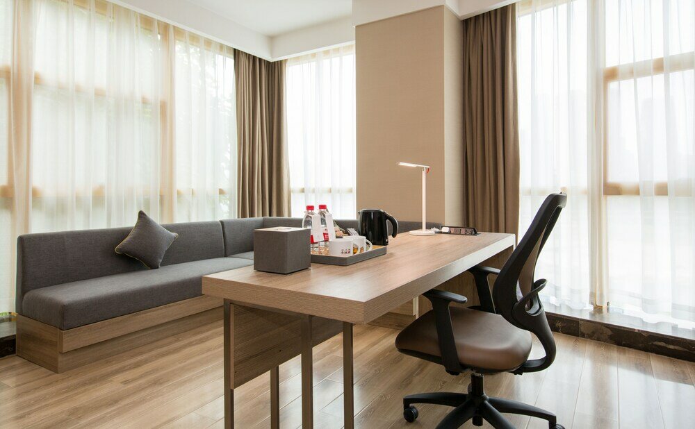 Фото Atour Hotel Hongyadong Riverside Chongqing