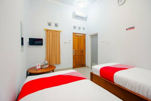 Гостиница Oyo 2217 Permana Guesthouse Syariah