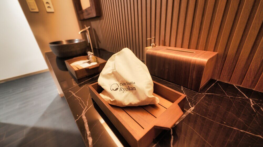 Фото Denbasta Ryokan Busan Mandeok