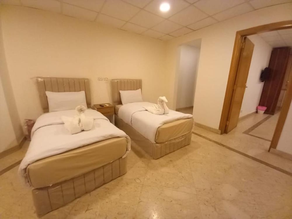 Фото Egy Days Hotel