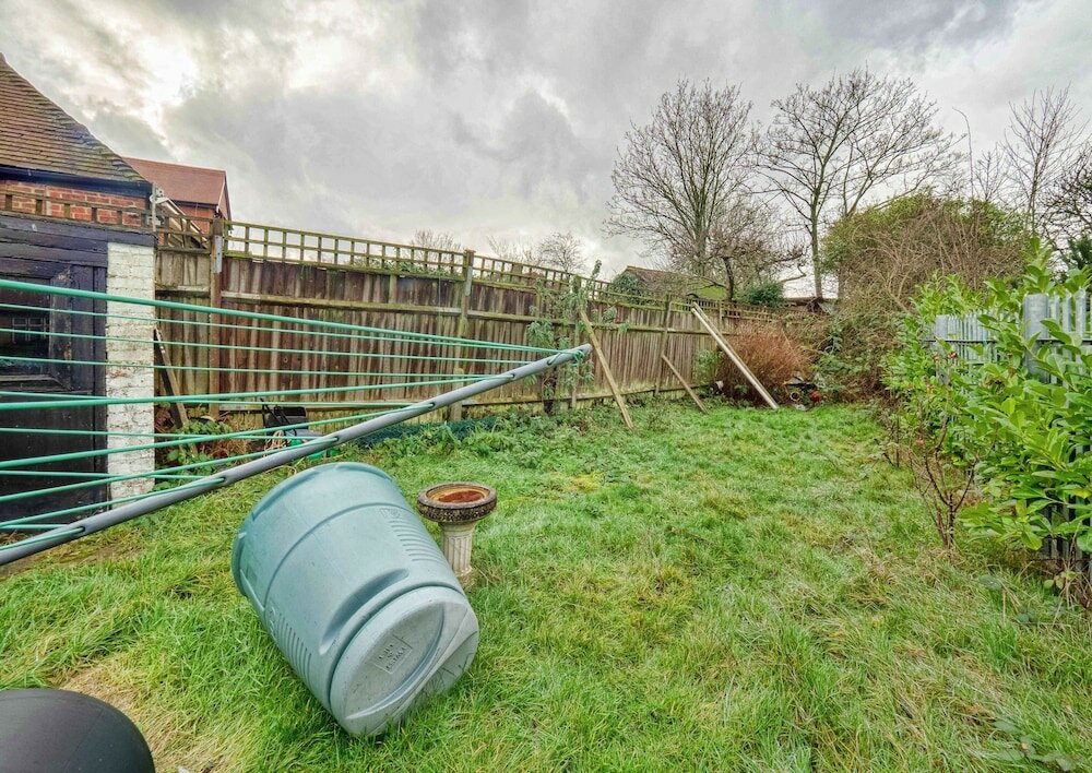 Фото 2 Bedroom Apt in Residential Locality