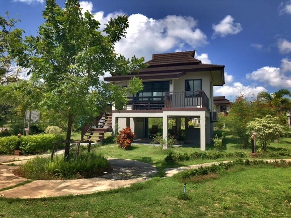 Фото The Hip Resort @ Khao Lak