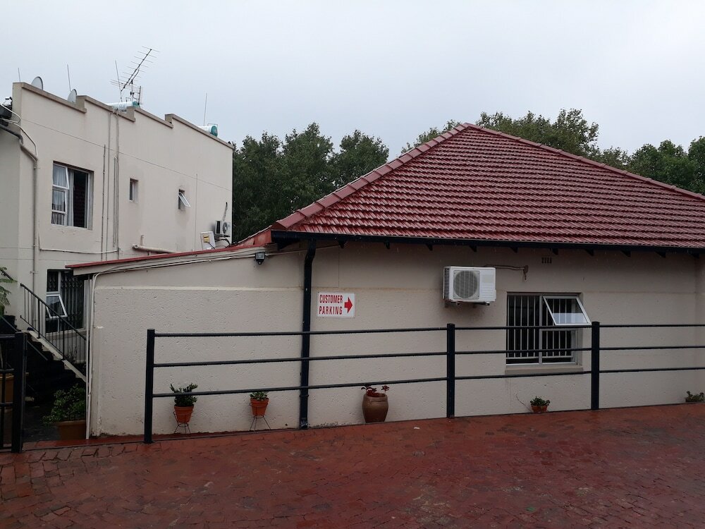 Фото Cyrildene Lodge