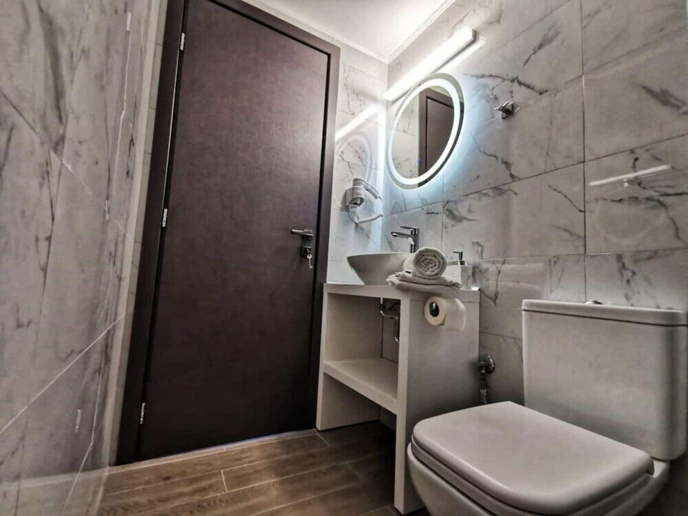 Фото Sunrise Luxury Seaside Apartment