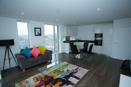 Гостиница High view 2 Bedroom apt - Woolwich в Лондоне