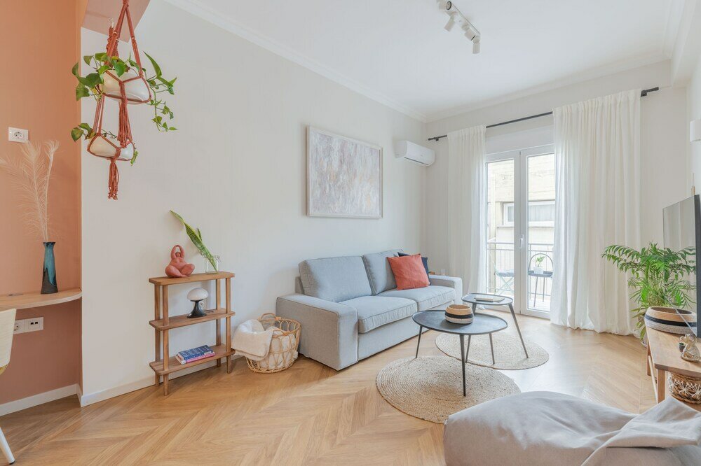 Фото Bohemian 1br Apartment in Athens