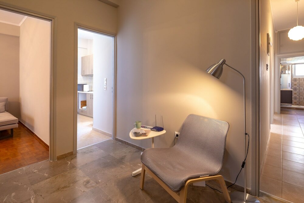 Фото Artemis Deluxe Athens City Center Apartment