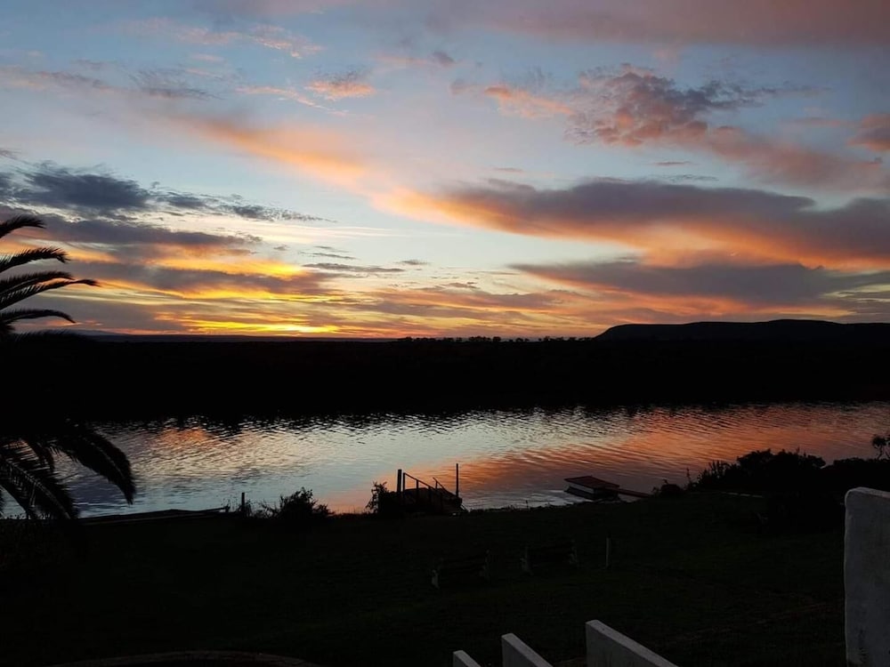 Фото Addo Riverside Villa