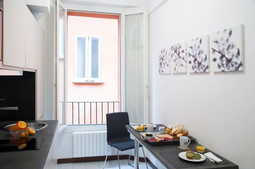 Фото Phi Hotel Bologna