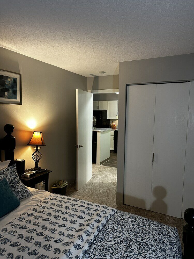 Фото 2 Br con patio por el centro comercial