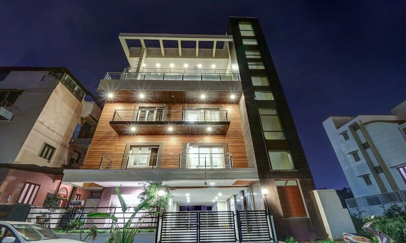 Гостиница Jade Blue Suites в Бангалоре