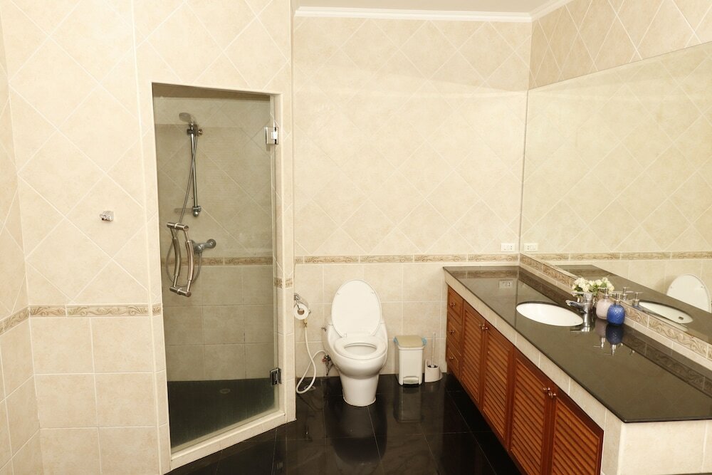 Фото Luxury Private Villa with Pool Jomtien beach