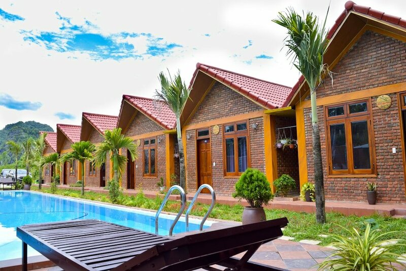 Гостиница Phong Nha Hillside View Bungalow