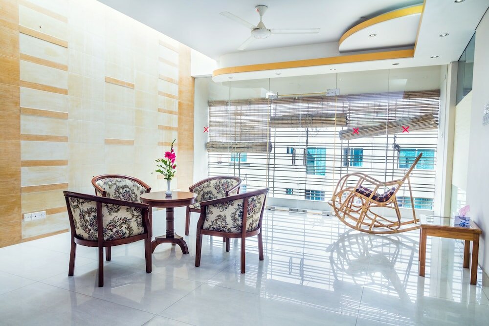 Фото Impiana Hotel Ltd