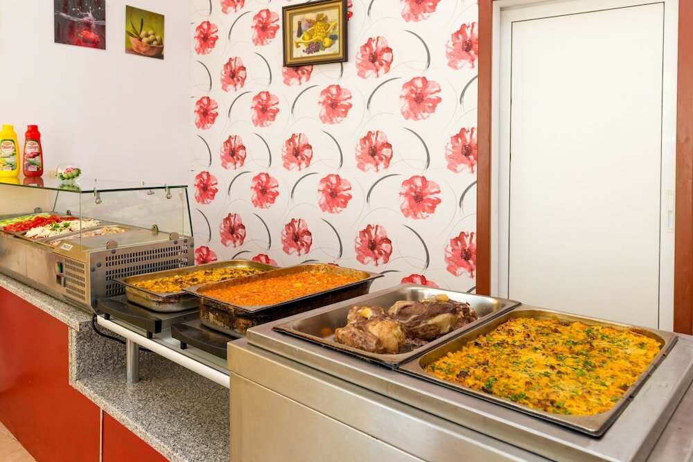 Фото Hotel Iris Beach