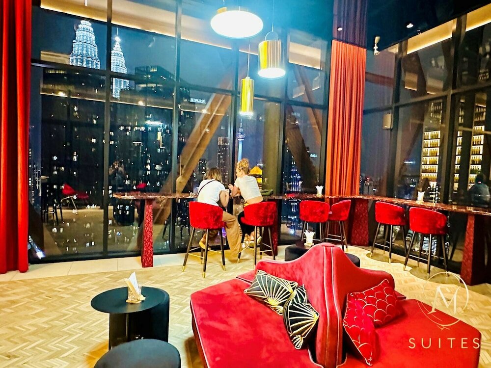 Фото Scarletz Suites Klcc by M Suites