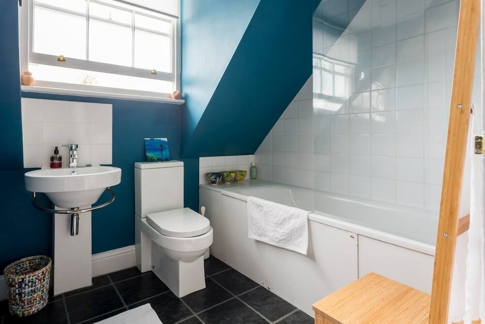 Фото Delightful 1 bed Apartment in Shepherd's Bush