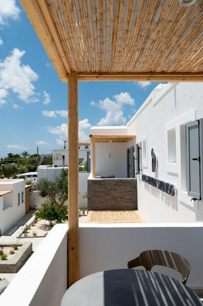 Фото Drios Luxury Studios