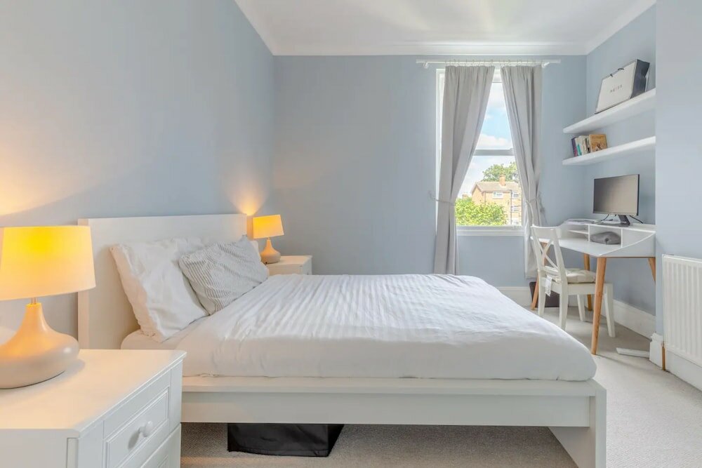 Фото Spacious 2 Bedroom Home in Lewisham