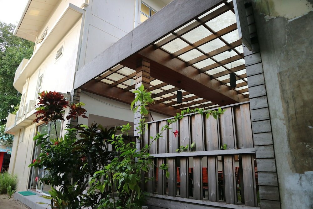 Фото Cornerstay at Dhangethi