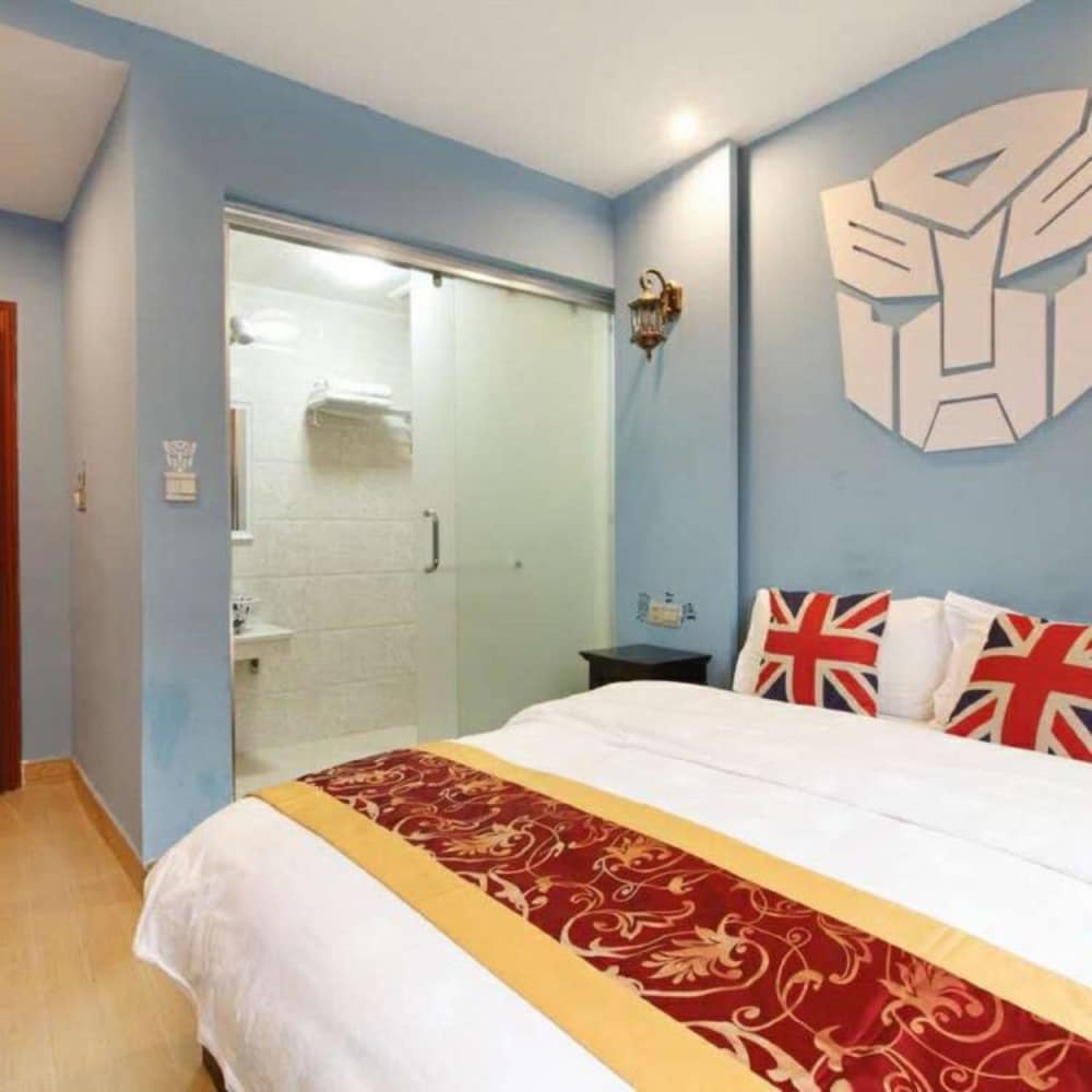 Фото Fenghuang Nanmu Inn No. 1