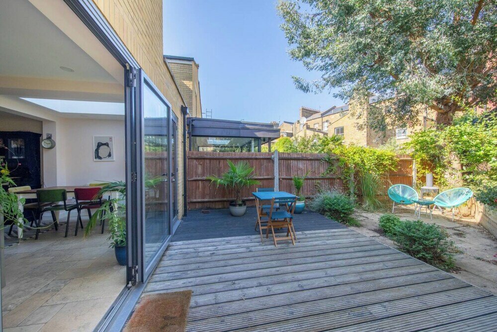 Фото Beautiful & Modern 3bd House- Kennington!