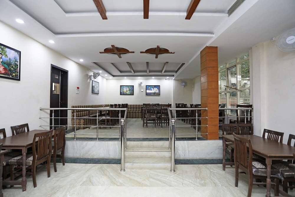 Фото Oyo 30933 Moriya Palace