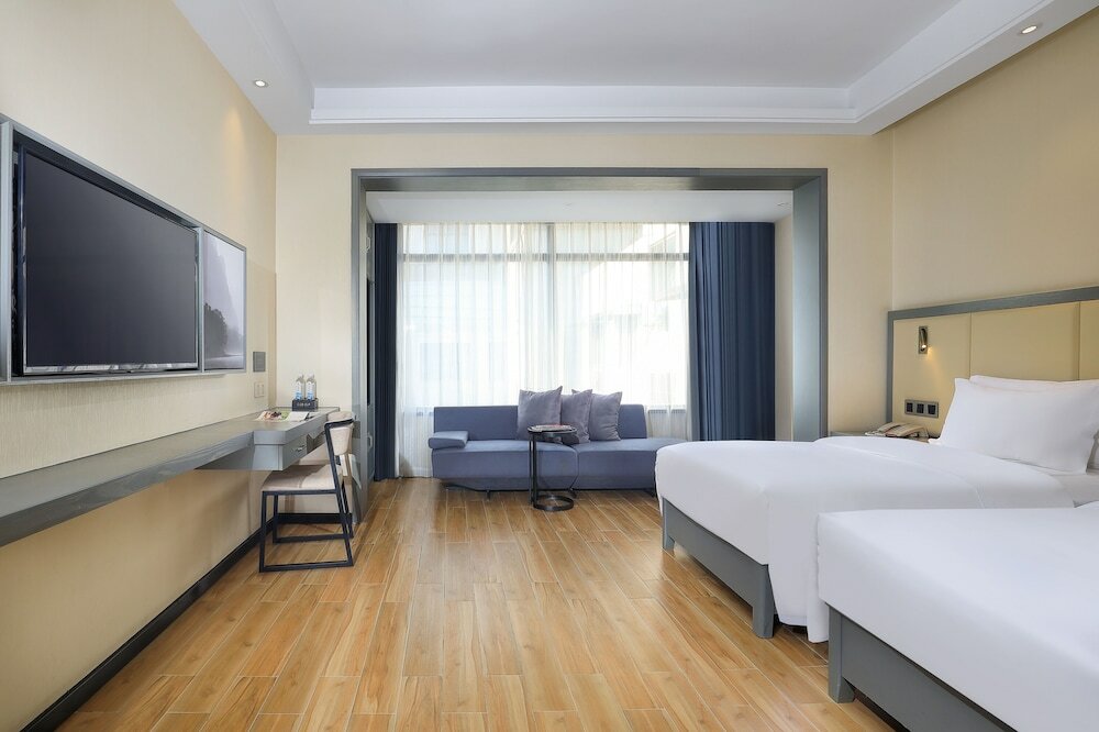 Фото Wing Hotel Guilin Central Square