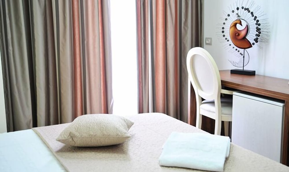 Фото Golden City Hotel & SPA