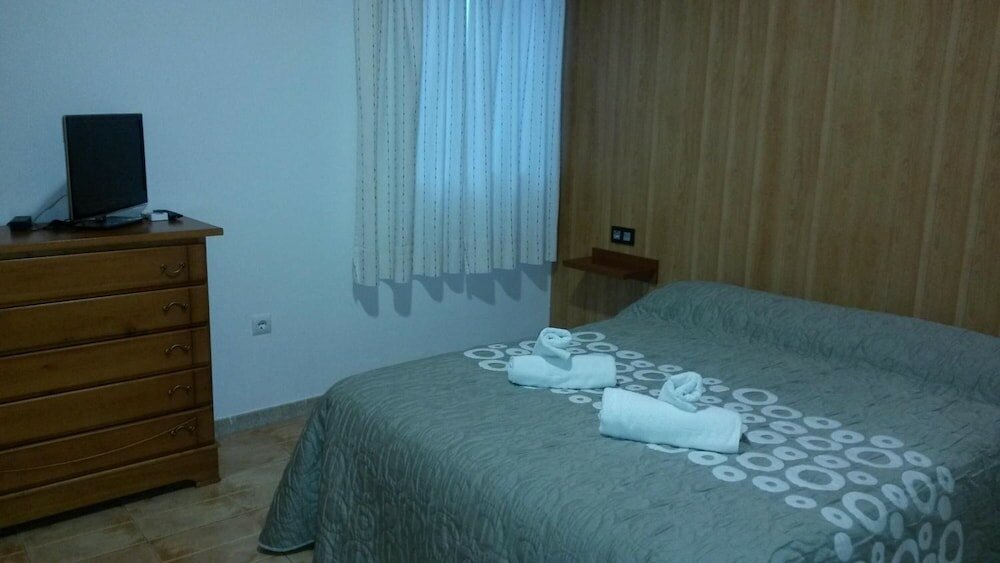 Фото Hostal Virgen del Pilar