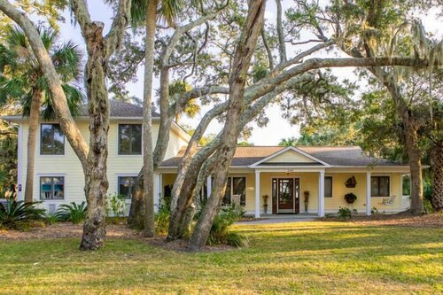 Гостиница 290 Tarpon Blvd