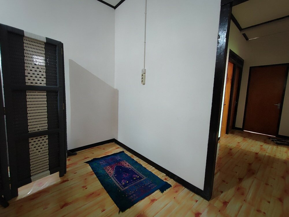 Фото Oyo 92357 Zzip Homestay