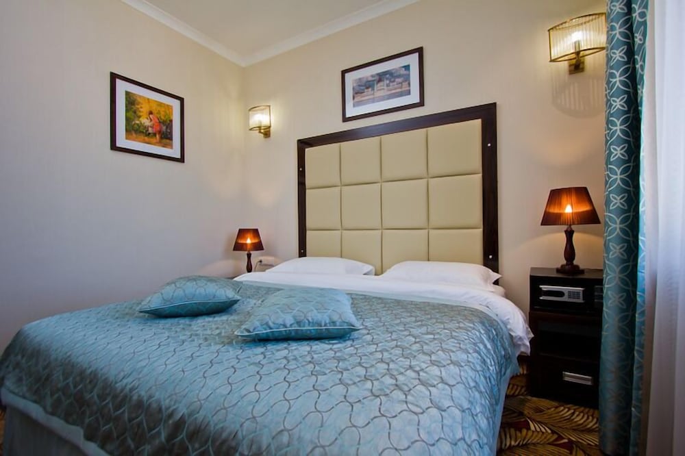 Фото Garden Hotel Bishkek