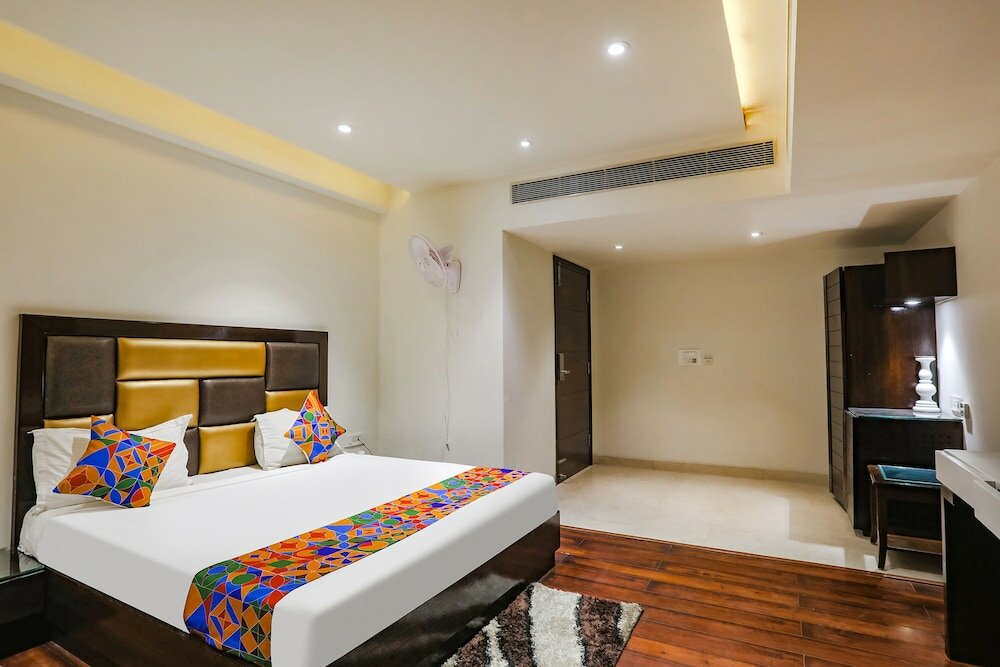 Фото Fabhotel Grand Stay