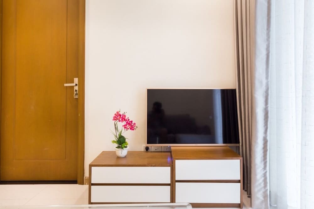Фото Luxury Landmark - Linh's Apartment