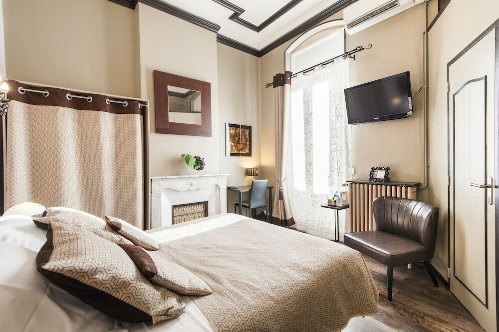 Фото Hôtel De Charme Le Provence