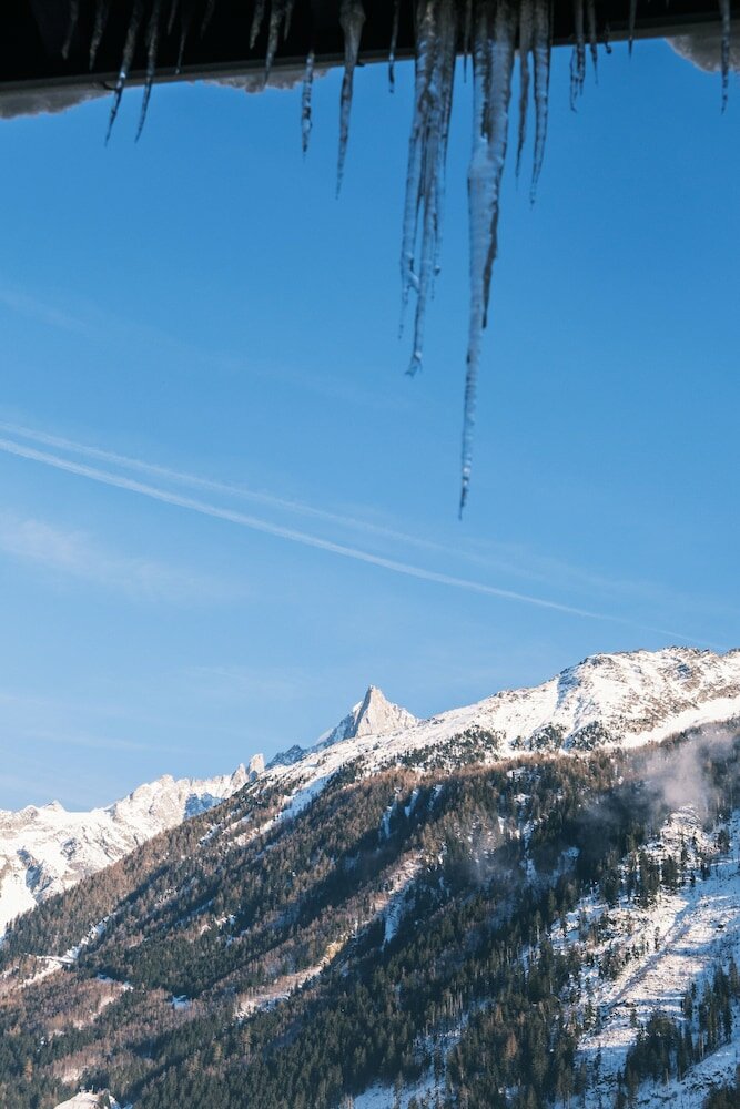 Фото Chalet Hôtel le Prieuré & SPA