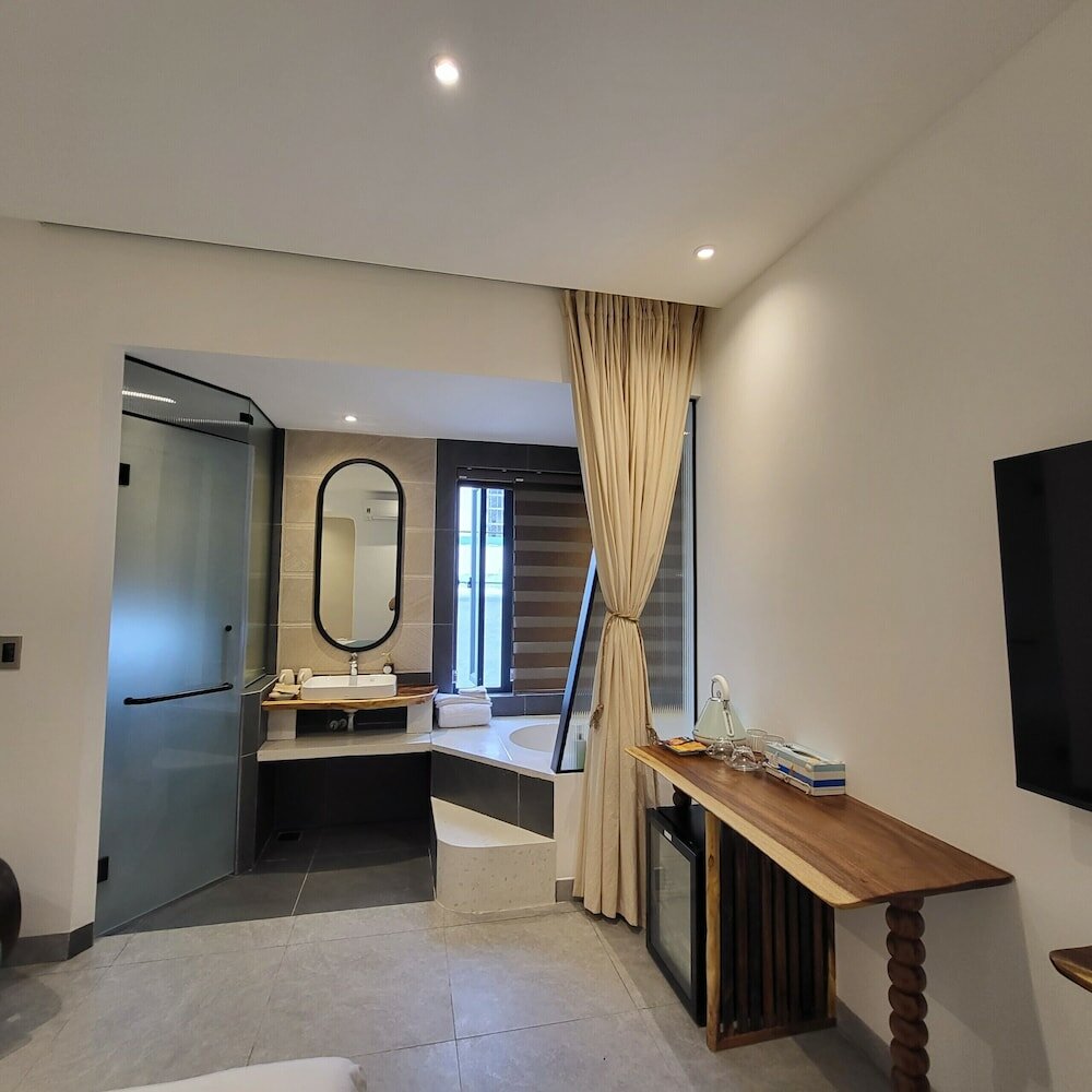 Фото Santori Villa My Khe Beach