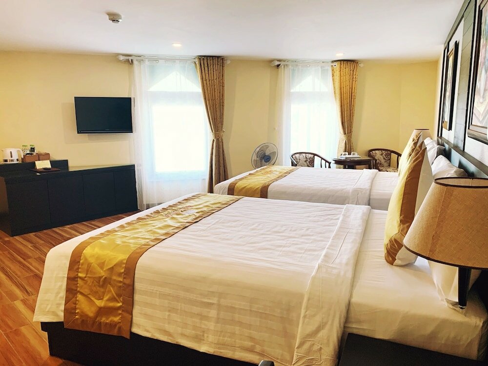 Фото Hoang Minh Chau Ba Trieu Hotel