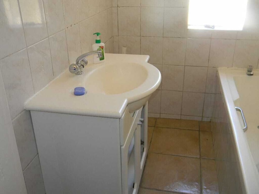 Фото M2t Guest House