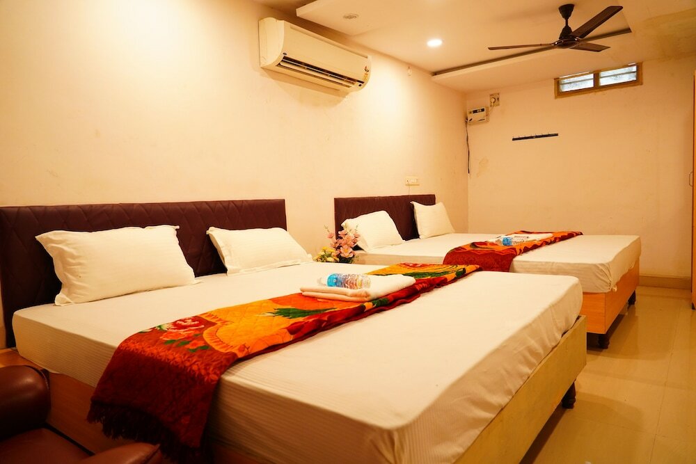 Фото Sri Gokulam Guest House